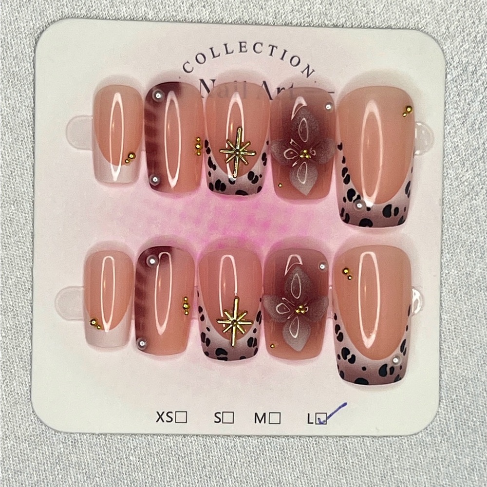 Press-On Nail Set - Nude Pink Leopard Accent Nails
